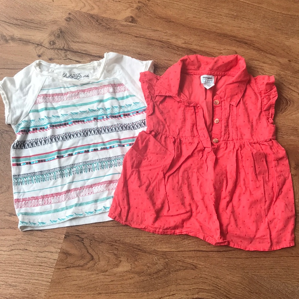 2 2T girls tops
